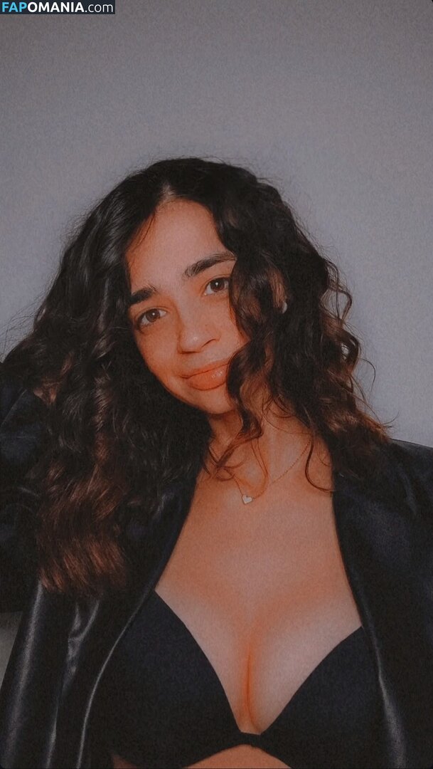 Alexandra Paixão / alexandrapaixao95 / coraline1995 Nude OnlyFans  Leaked Photo #3