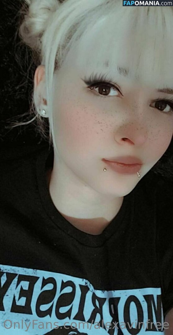 alexavinfree / cxn7xhx Nude OnlyFans  Leaked Photo #36