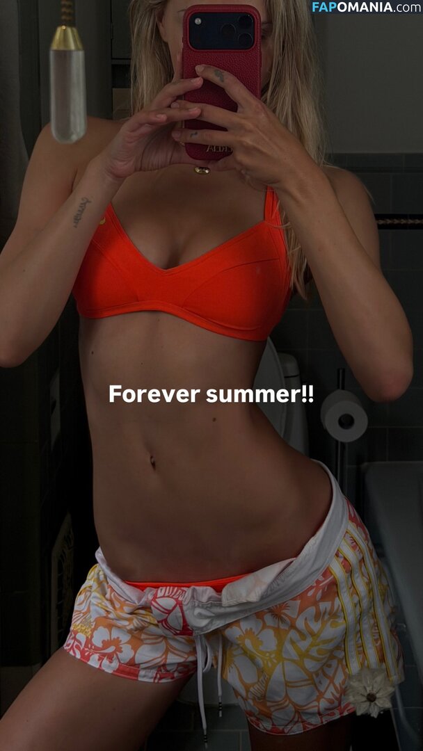 Alexis Ren / alexisren / alexisreng / alexxissren Nude OnlyFans  Leaked Photo #1037