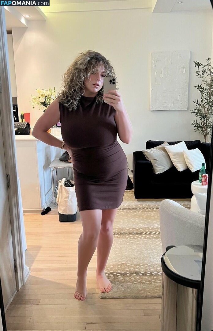 Alex Gervasi / alexonthemic Nude OnlyFans  Leaked Photo #5