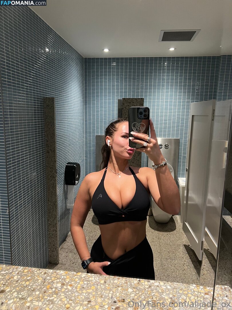 Ali Blakey / aliblakey / alijade_ox Nude OnlyFans  Leaked Photo #14