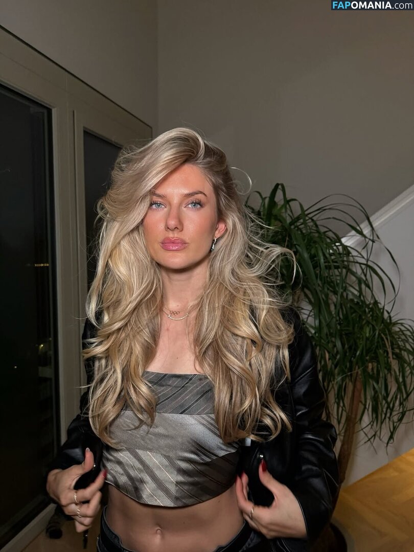 Alica Schmidt / alicasmd / nathalieschmidt Nude OnlyFans  Leaked Photo #1038