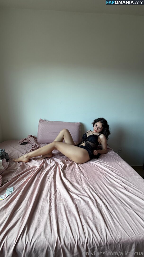 Alicatcua / Alicatcua_ Nude OnlyFans  Leaked Photo #8