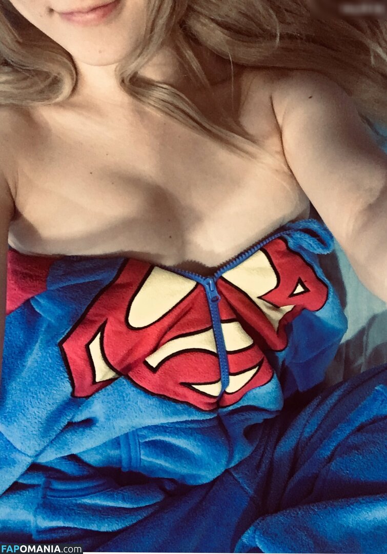 alice_kosmos / alicekosmos / alicekosmos_official Nude OnlyFans  Leaked Photo #13