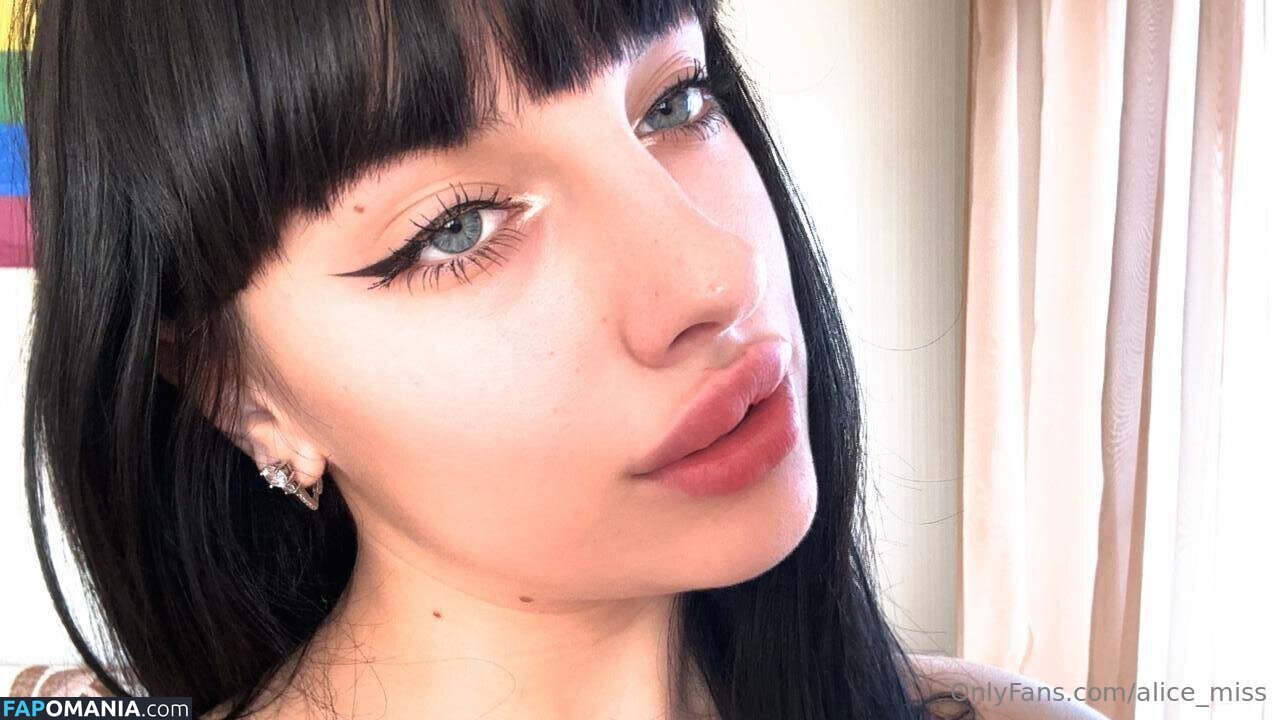 Alice / alice_miss / pineapplebrat Nude OnlyFans  Leaked Photo #1