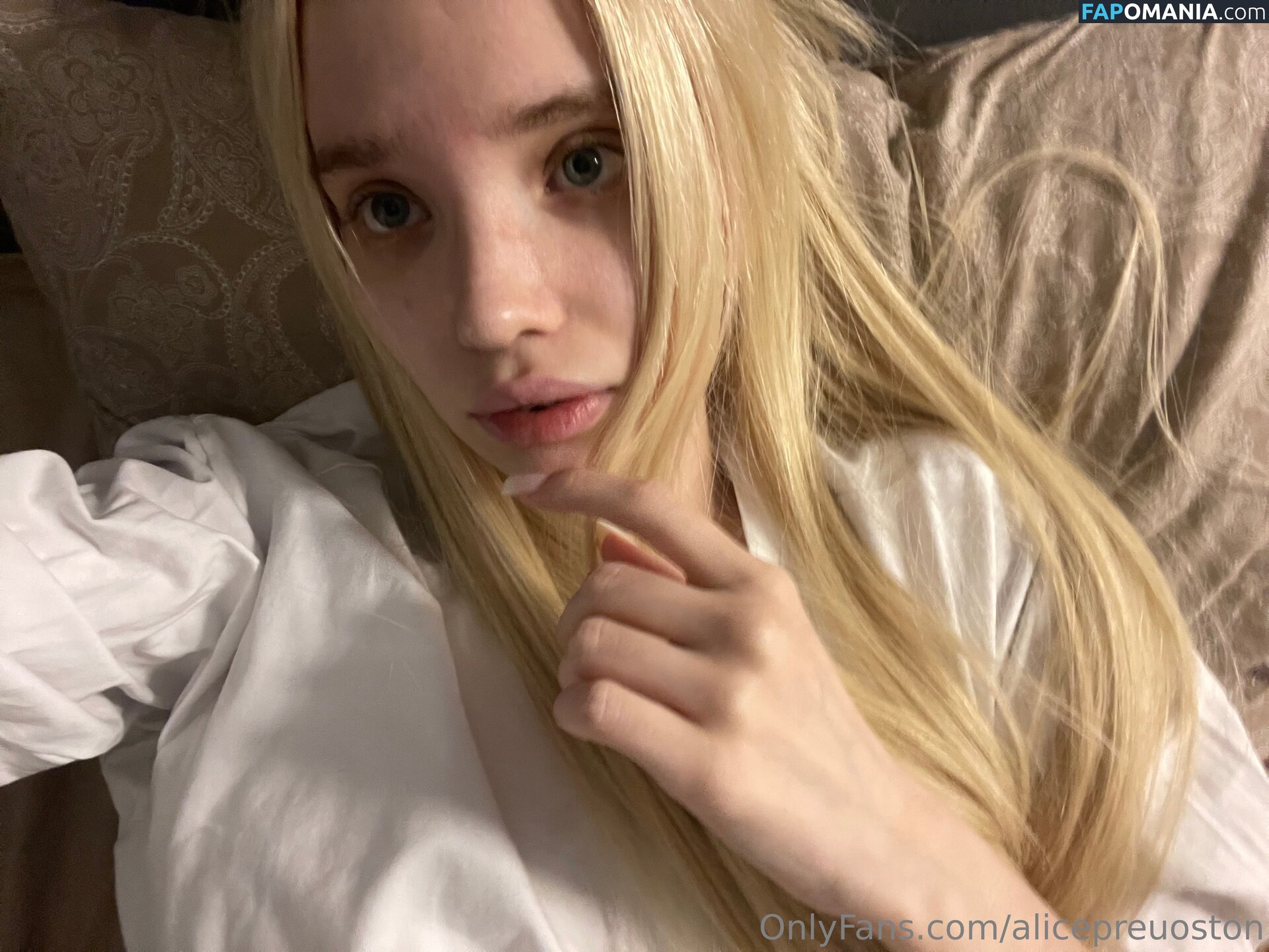 alicepreuoston / desert_roses113 Nude OnlyFans  Leaked Photo #2
