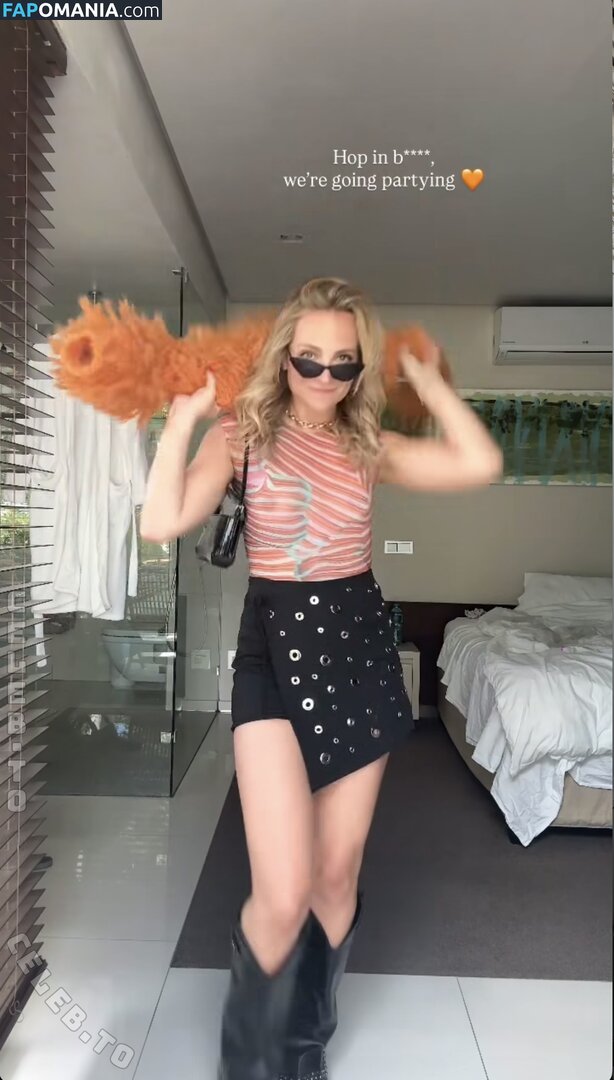Alina Sophie Holst / alinasophieee Nude OnlyFans  Leaked Photo #2