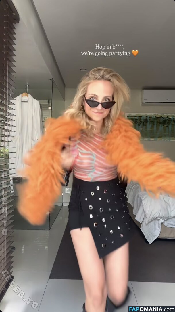 Alina Sophie Holst / alinasophieee Nude OnlyFans  Leaked Photo #3