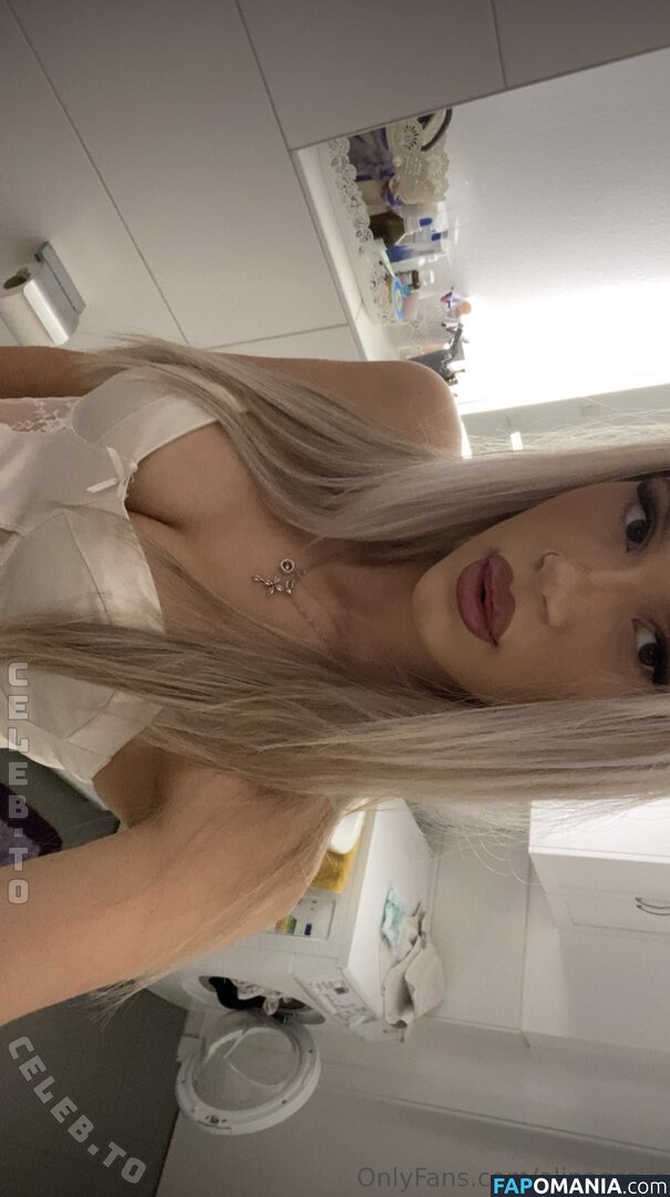 Alinahoneyx3 Nude OnlyFans  Leaked Photo #1