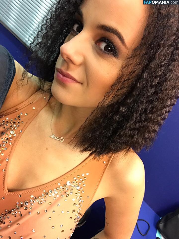 Alizee / alizeeofficiel / alizeesanzeth Nude OnlyFans  Leaked Photo #6