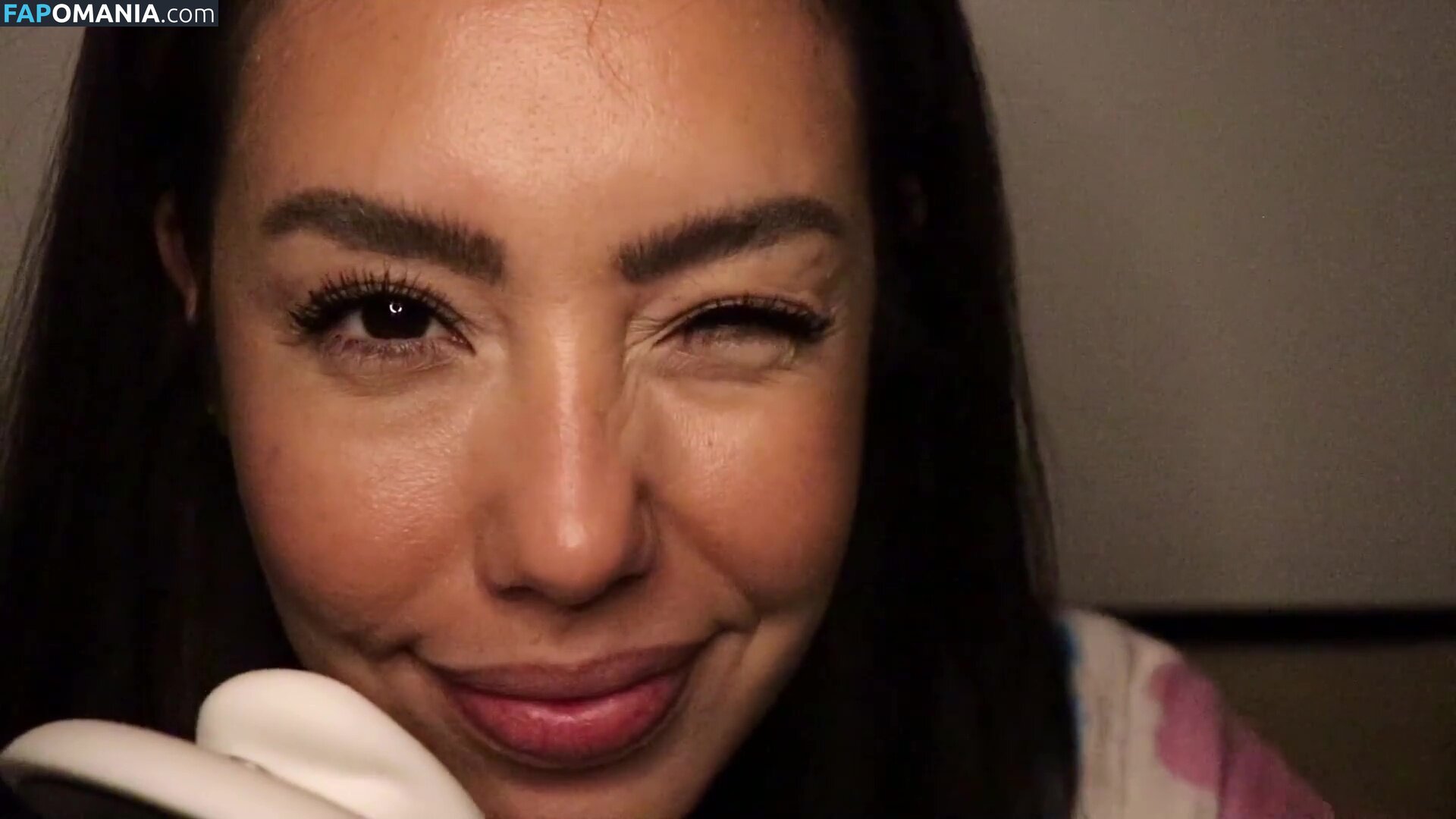 All Bella / AllBellaASMR Nude OnlyFans  Leaked Photo #5