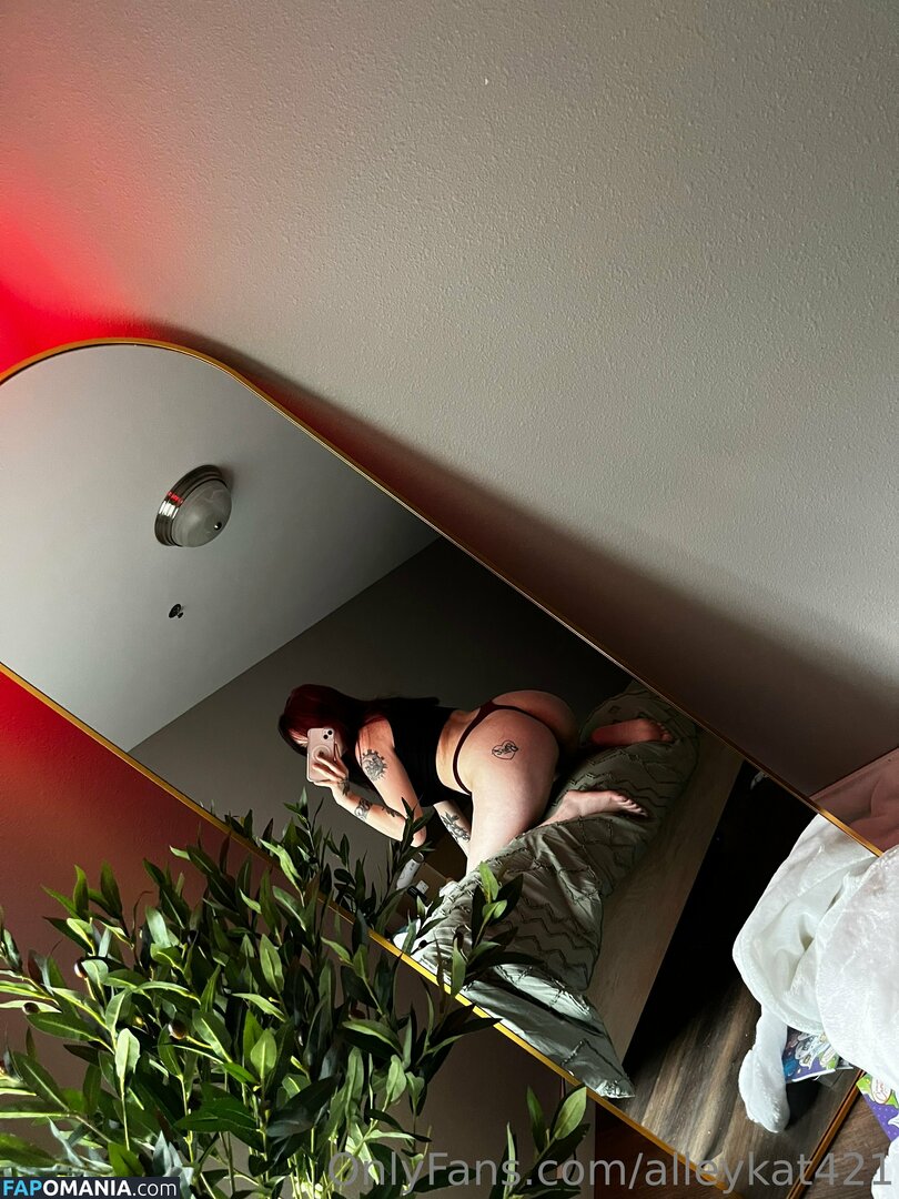 Alleykat / alleyk.at_ / alleykat421 Nude OnlyFans  Leaked Photo #11