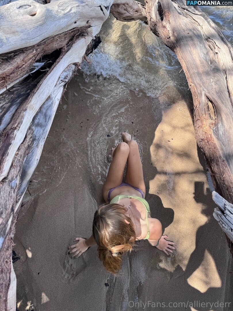 allieryderr / laikenbrown Nude OnlyFans  Leaked Photo #7