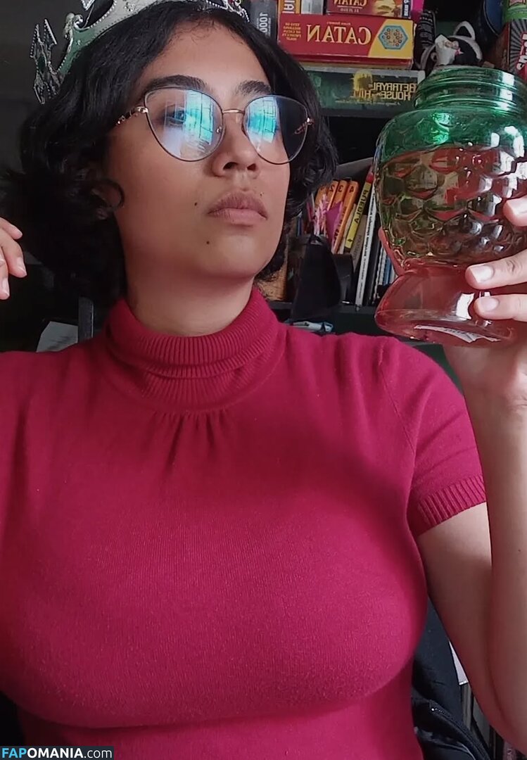 Allisauria / https: Nude OnlyFans  Leaked Photo #4