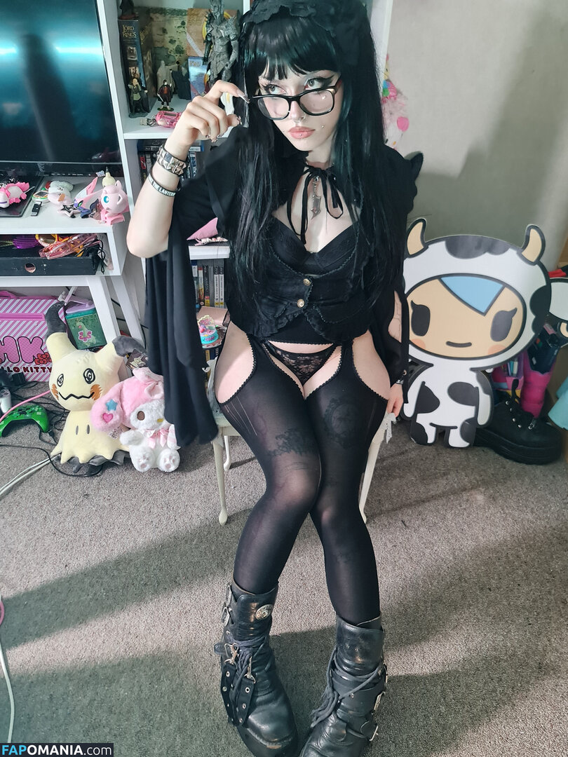 +:｡.ruby ʚ ♡ ɞ ⋆ ✧.｡ / allmyheartbear / myarykerx / usakumyawhore / usakyumawhore Nude OnlyFans  Leaked Photo #8