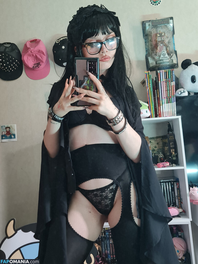+:｡.ruby ʚ ♡ ɞ ⋆ ✧.｡ / allmyheartbear / myarykerx / usakumyawhore / usakyumawhore Nude OnlyFans  Leaked Photo #13