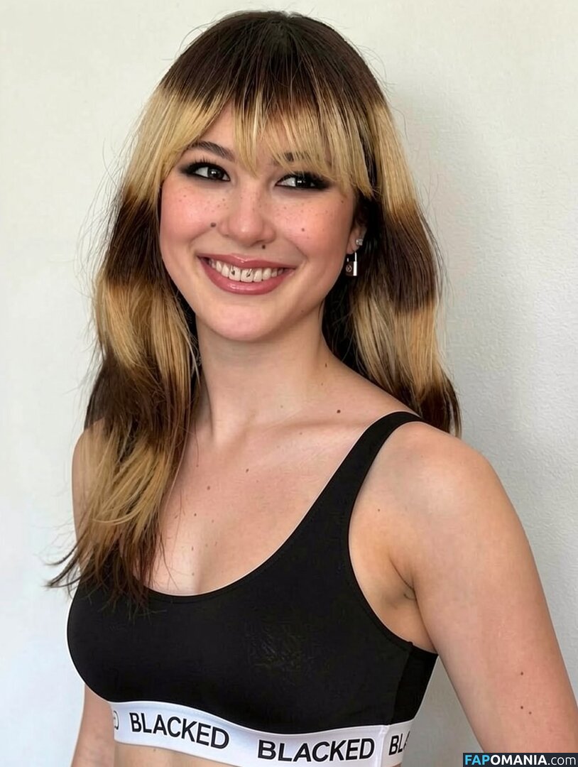 Alysa Liu / AlysaLiu / alysaxliu / https: Nude OnlyFans  Leaked Photo #18