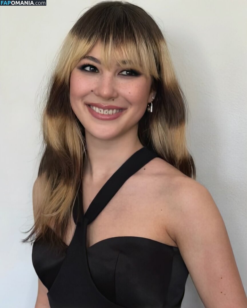 Alysa Liu / AlysaLiu / alysaxliu / https: Nude OnlyFans  Leaked Photo #24