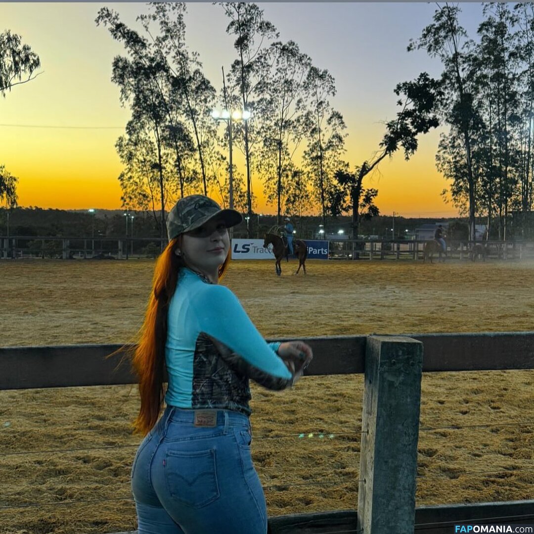 Amanda Bellmann / Amanda Muniz / Amanda.bellmann / Amuniz / Ana Bellmann / amandabellmann Nude OnlyFans  Leaked Photo #1