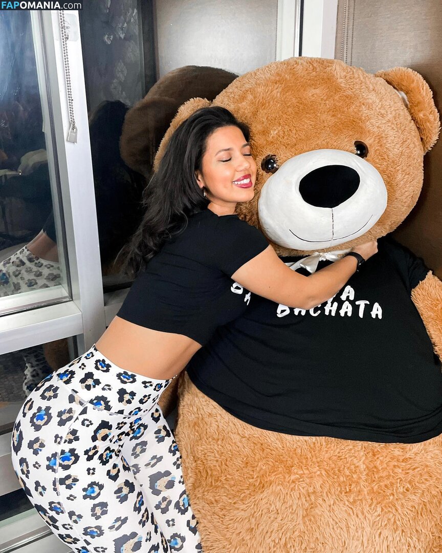 Amanda Carvalinda Nude OnlyFans  Leaked Photo #3
