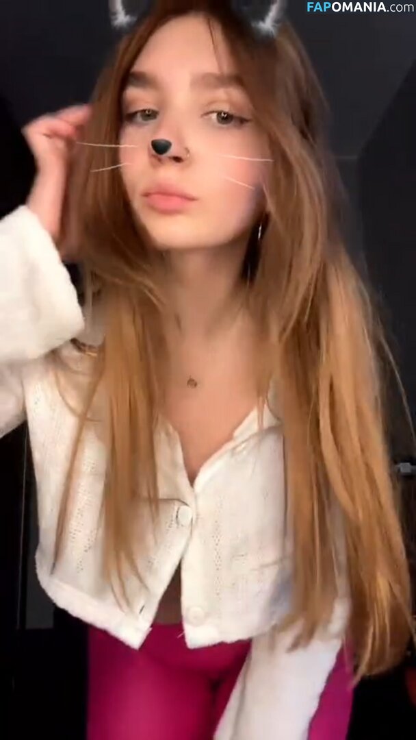 Amateur Streamers / radiatedfox Nude OnlyFans  Leaked Photo #90
