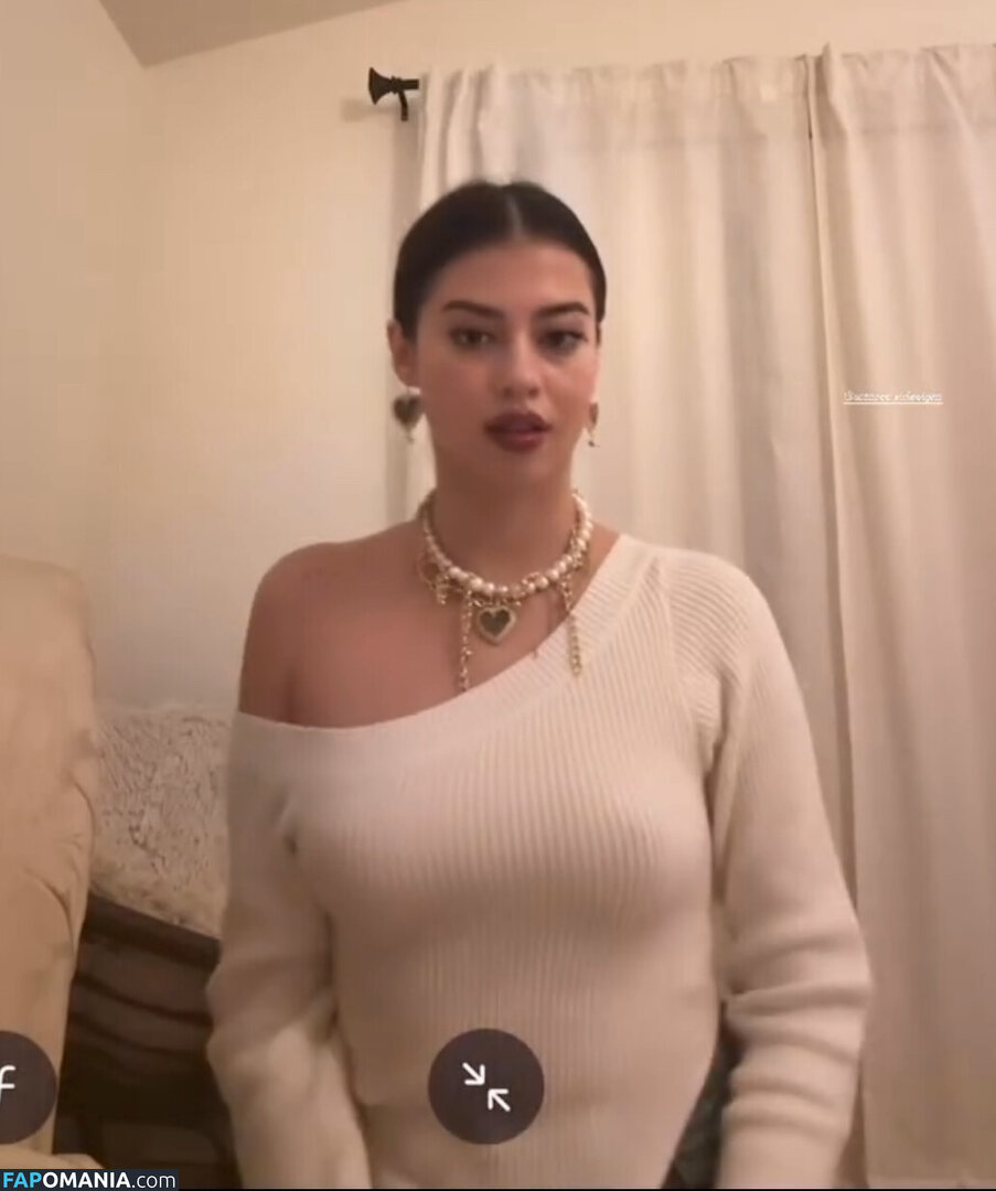 Amber Midthunder / ambermidthunder Nude OnlyFans  Leaked Photo #1