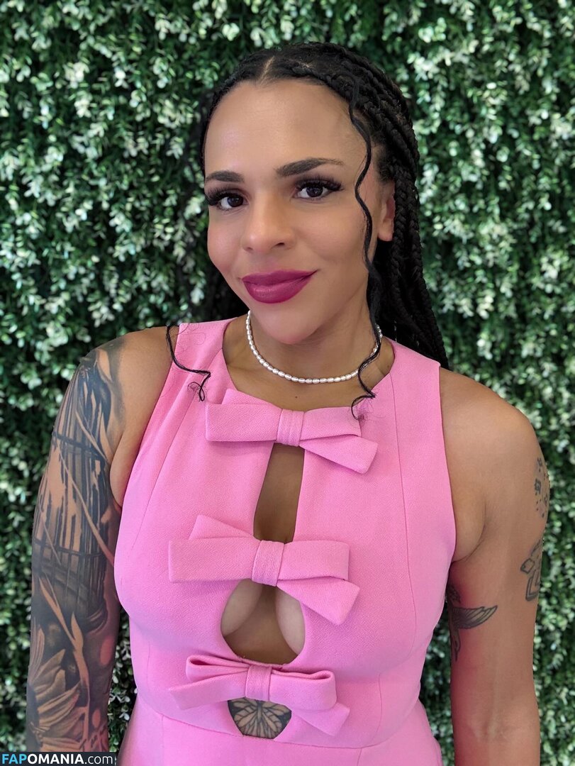 Amber Reacts / amber walker / ambercharity5 Nude OnlyFans  Leaked Photo #11