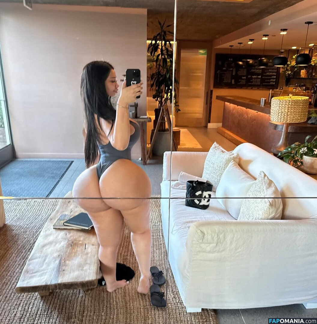 Ambernyy / amburnee Nude OnlyFans  Leaked Photo #4
