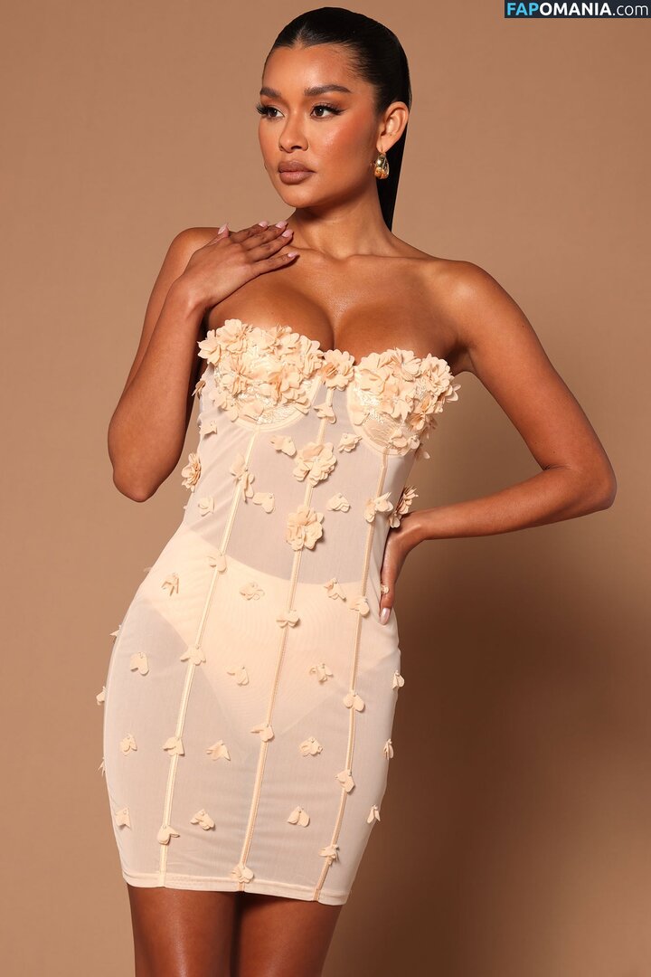 Amelia Rose Nude OnlyFans  Leaked Photo #5