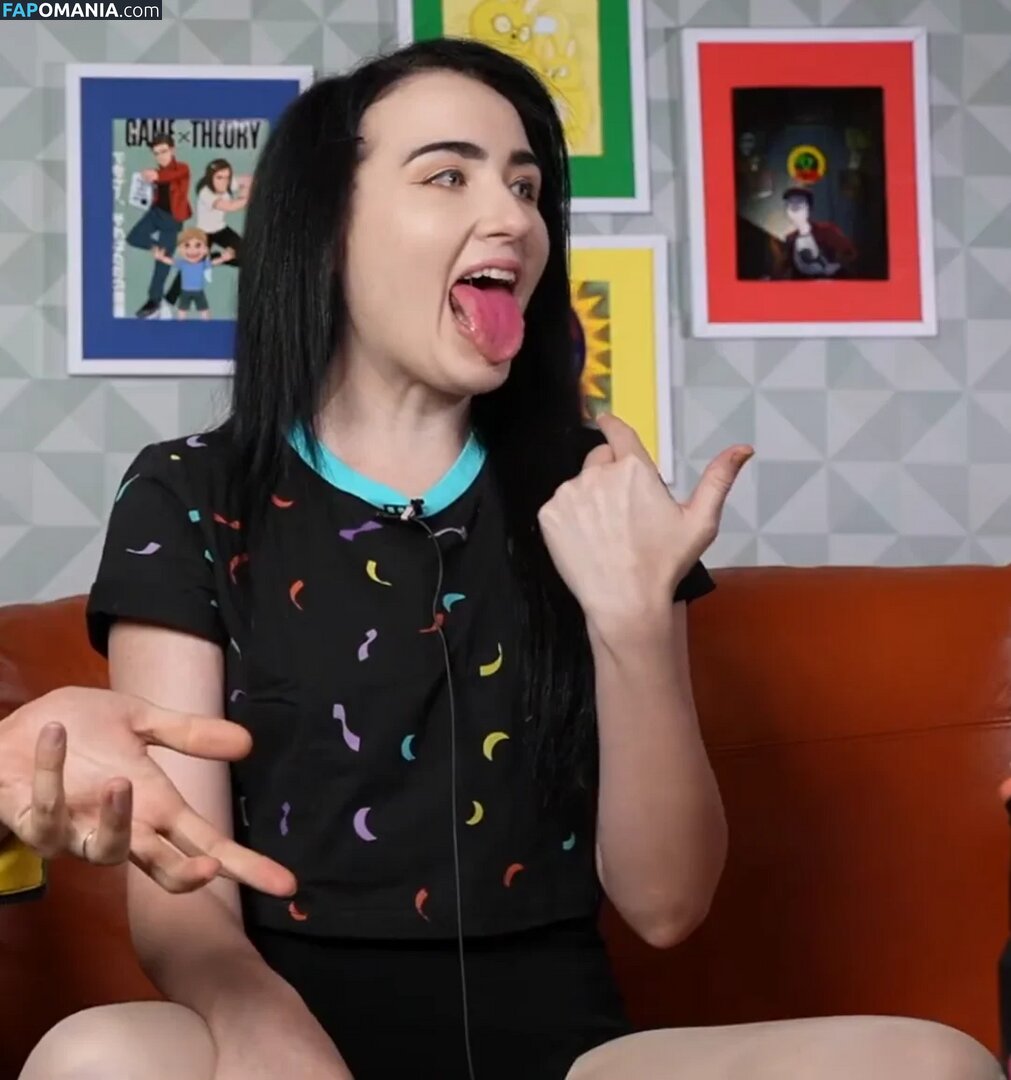 Amariebythesea / Amy Roberts Nude OnlyFans  Leaked Photo #2