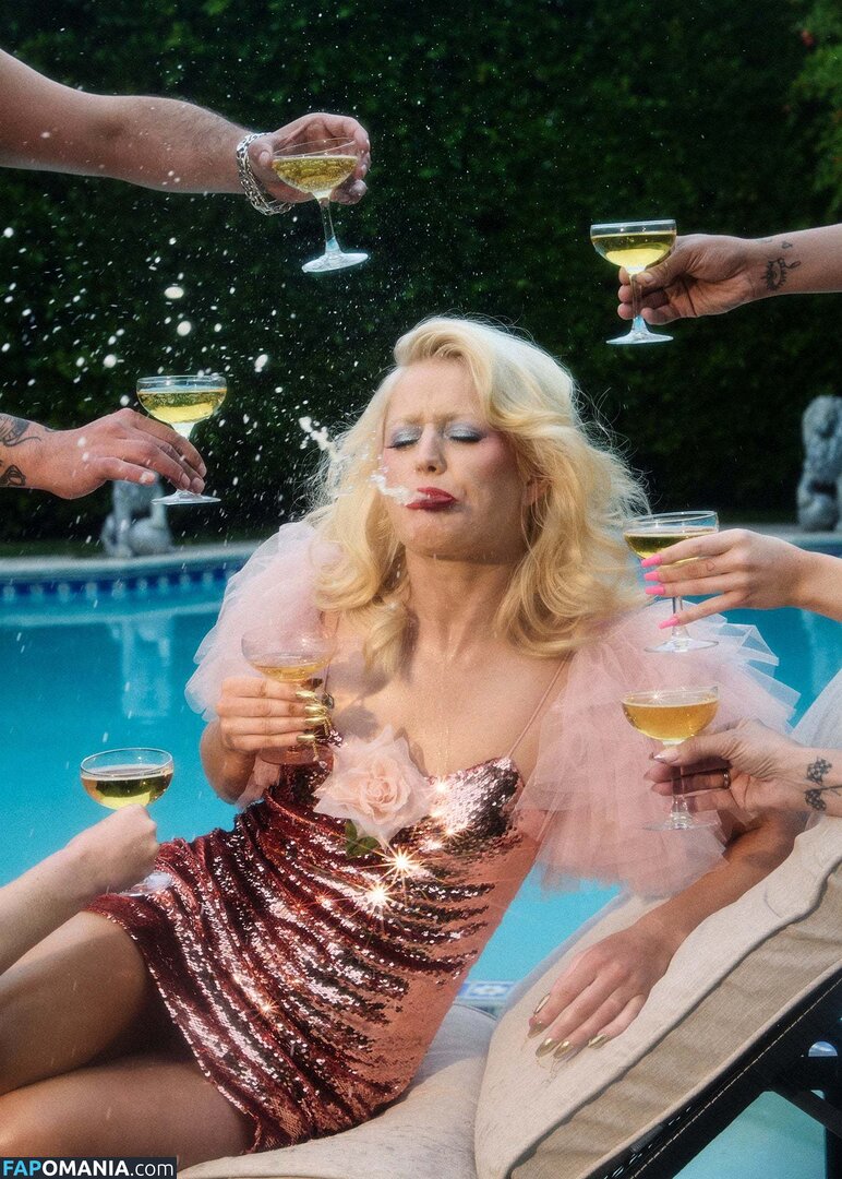 Amy Taylor / Amyl And The Sniffers / amytaylor / caltexcowgirll Nude OnlyFans  Leaked Photo #2