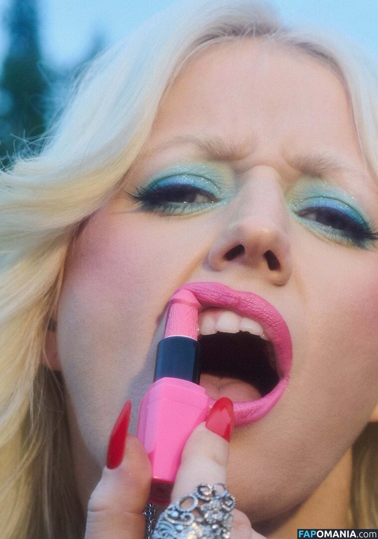 Amy Taylor / Amyl And The Sniffers / amytaylor / caltexcowgirll Nude OnlyFans  Leaked Photo #10