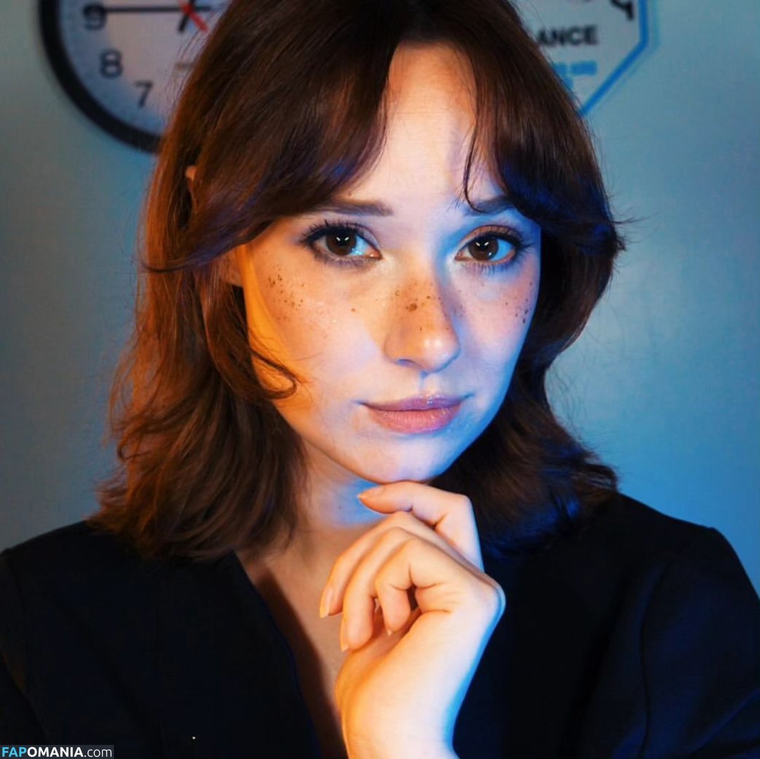 AmyKay ASMR / AmyKayAsmr / asmrkay Nude OnlyFans  Leaked Photo #9