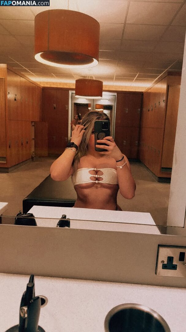 amyyxmcl Nude OnlyFans  Leaked Photo #2