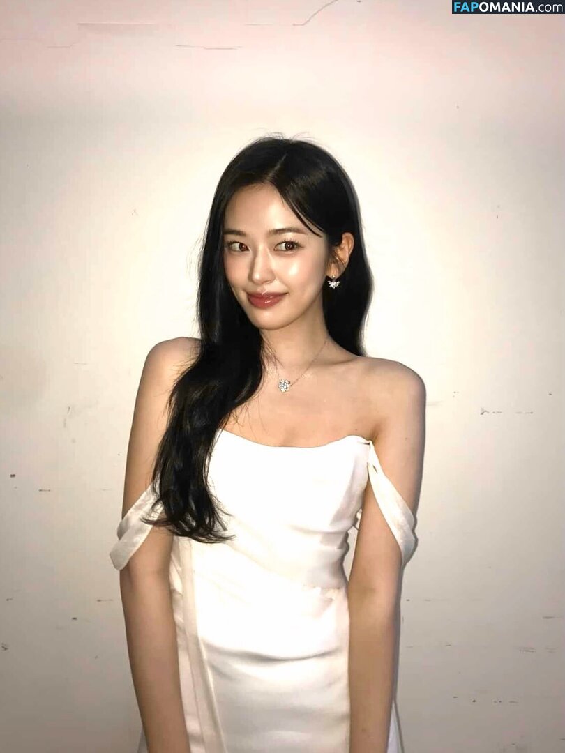 An IVE / An Yujin 안유진 | / _yujin_an Nude OnlyFans  Leaked Photo #29