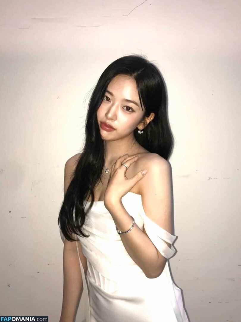 An IVE / An Yujin 안유진 | / _yujin_an Nude OnlyFans  Leaked Photo #30