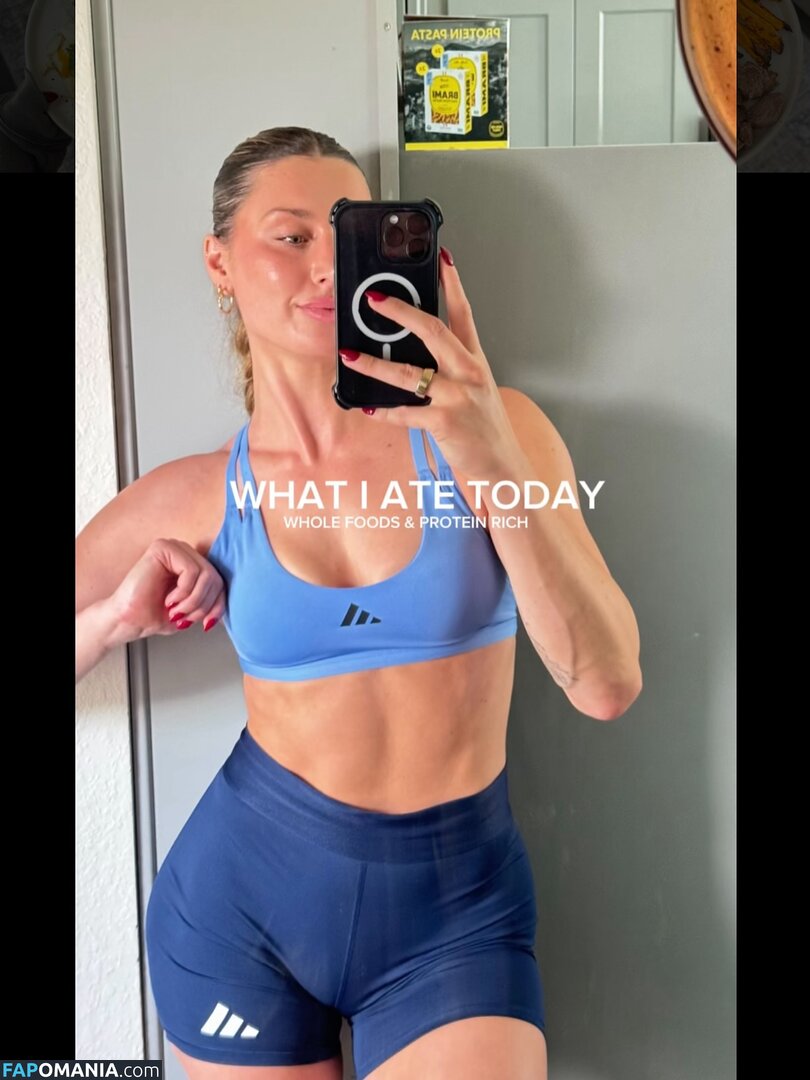 Ana Bruni / anabruni.softball / thesoftballchic Nude OnlyFans  Leaked Photo #2