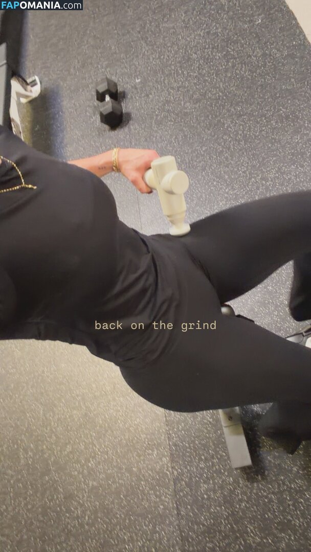 Ana Bruni / anabruni.softball / thesoftballchic Nude OnlyFans  Leaked Photo #5