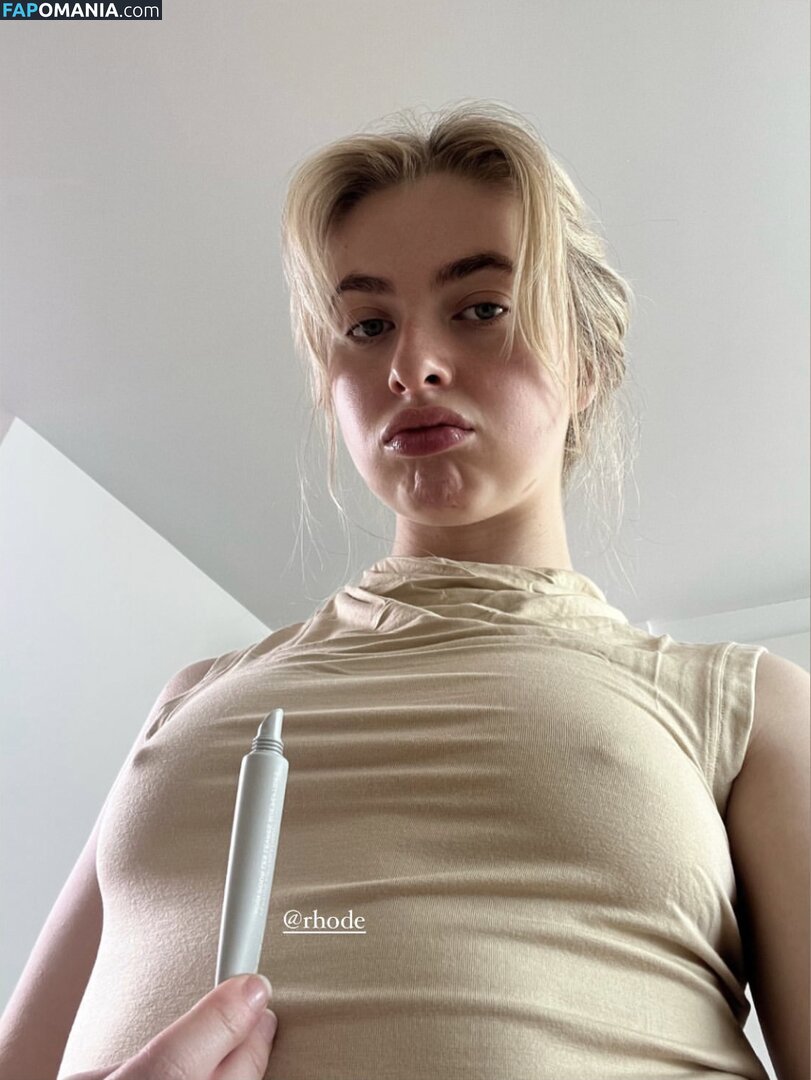 Anais Gallagher / gallagher_anais Nude OnlyFans  Leaked Photo #36