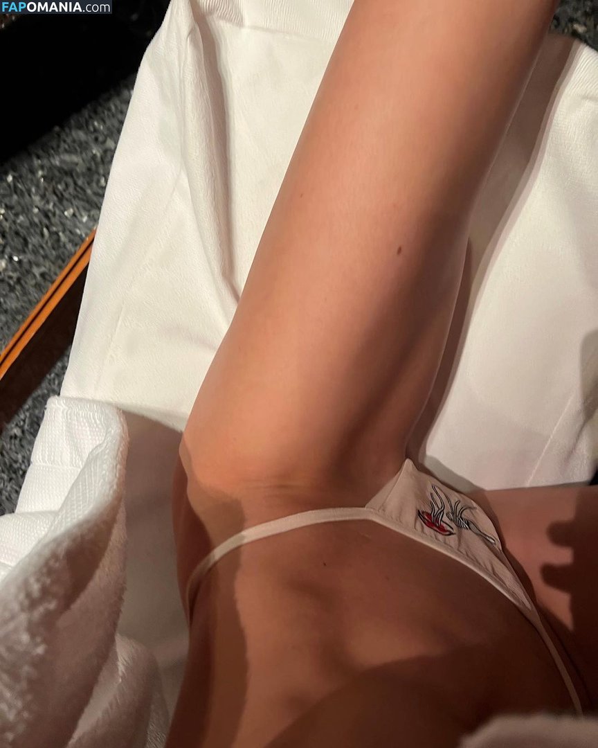 Anastasiia Mironova / mironovanastasiia Nude OnlyFans  Leaked Photo #4