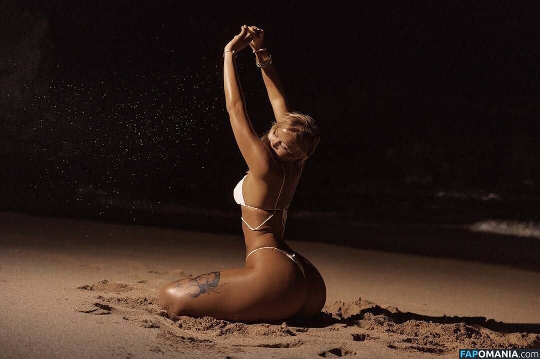 Anelaraiin Nude OnlyFans  Leaked Photo #2