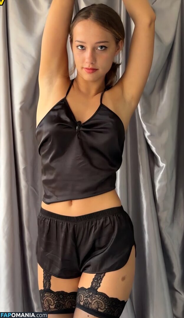 Anfisaria Riazhkina / Odd-Crab8566 / anfisaria Nude OnlyFans  Leaked Photo #9