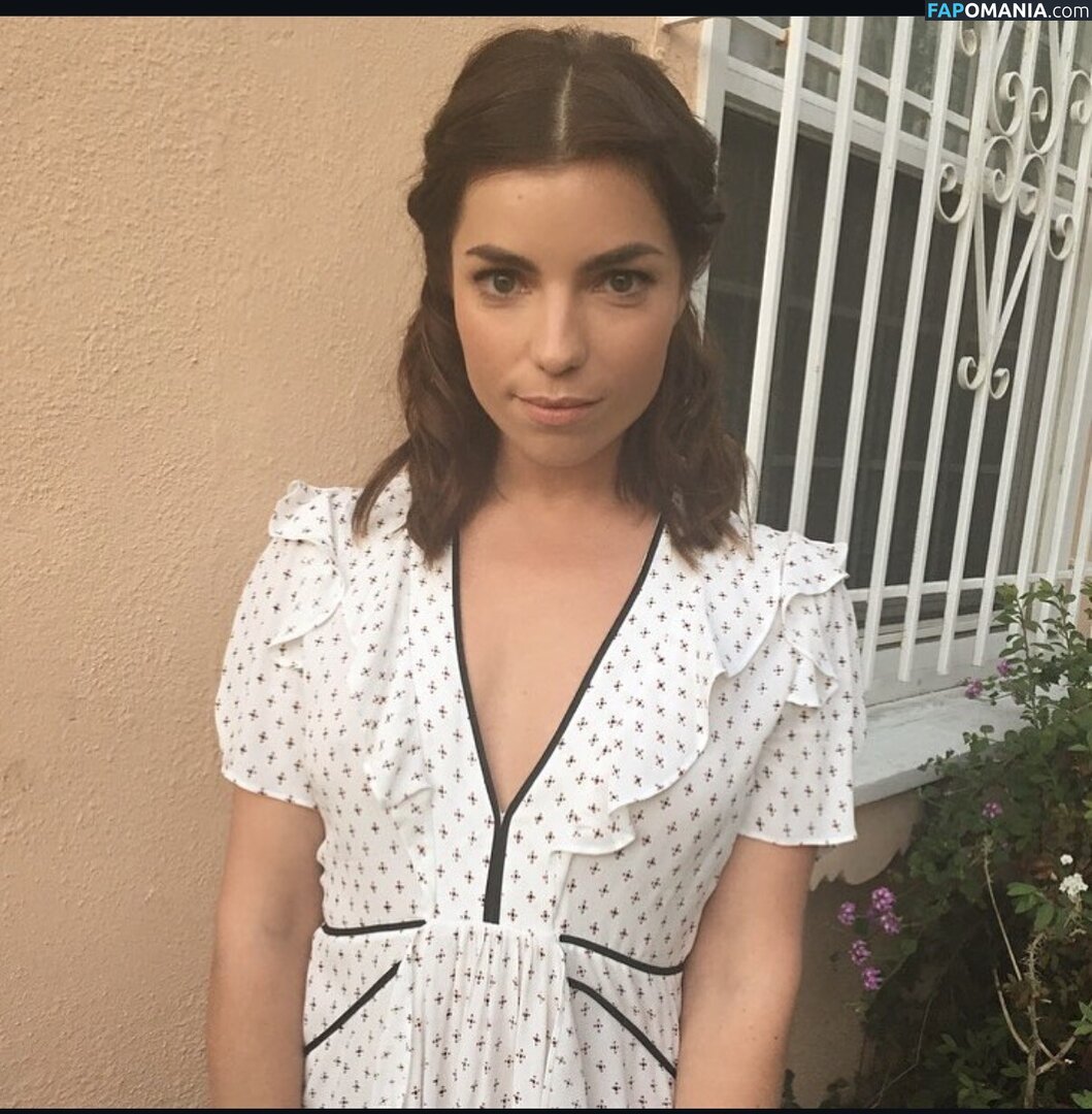 Angela Trimbur / angelatrimbur / angelatrimburdance Nude OnlyFans  Leaked Photo #11