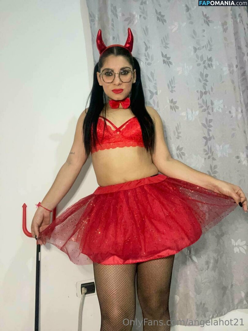 angelahot21 / lilhunee21 Nude OnlyFans  Leaked Photo #335