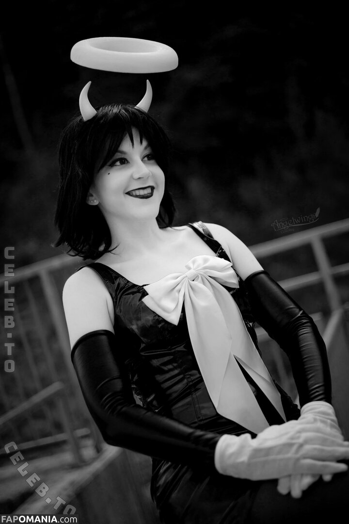 Angelwings_Cos Nude OnlyFans  Leaked Photo #14