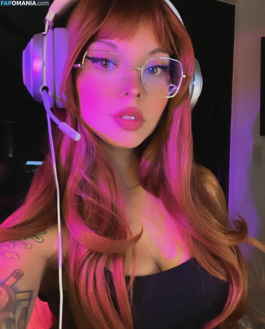 Angie Pinzón / Latias97 / petite.moi13 Nude OnlyFans  Leaked Photo #4