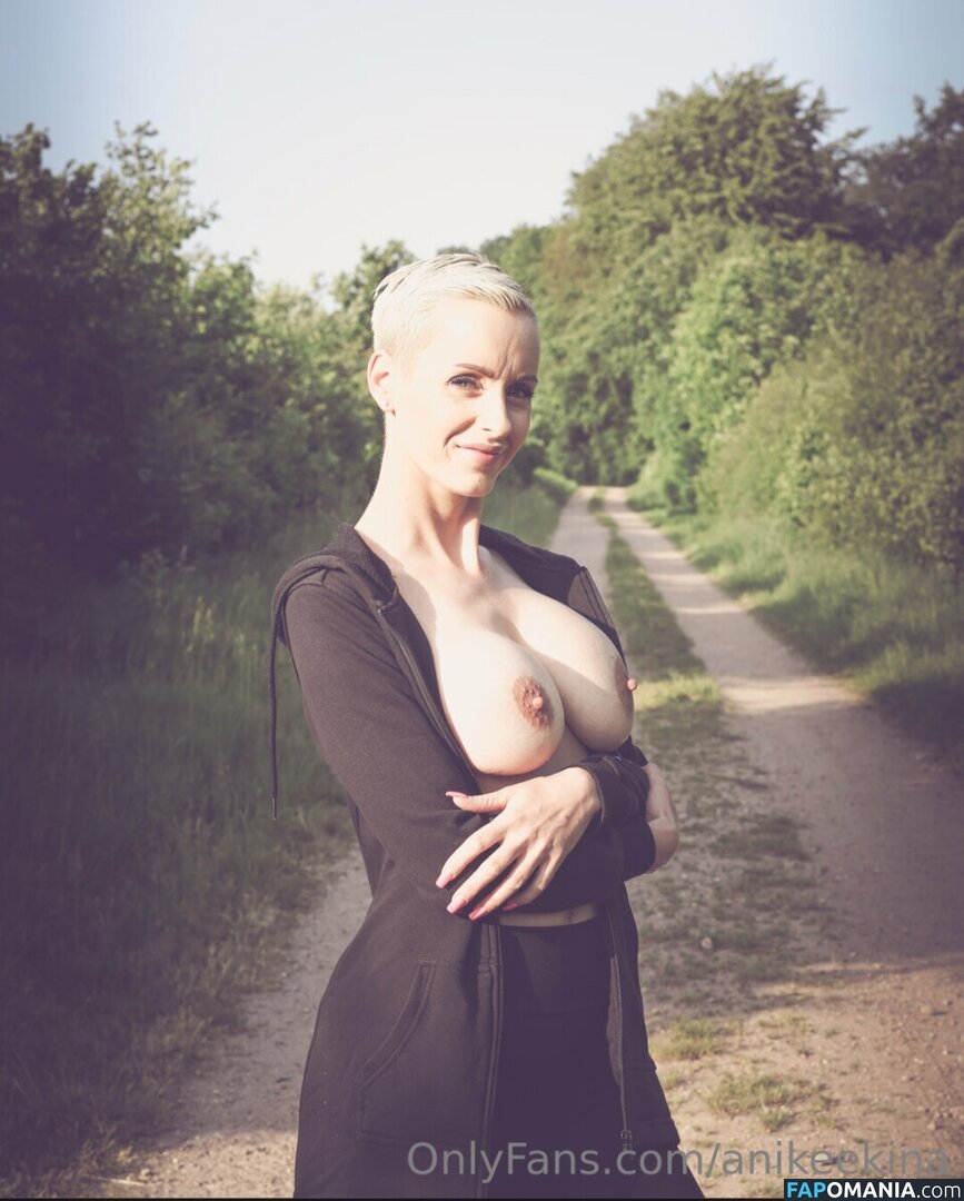 Anike Ekina / anike.official / anikeekina Nude OnlyFans  Leaked Photo #27