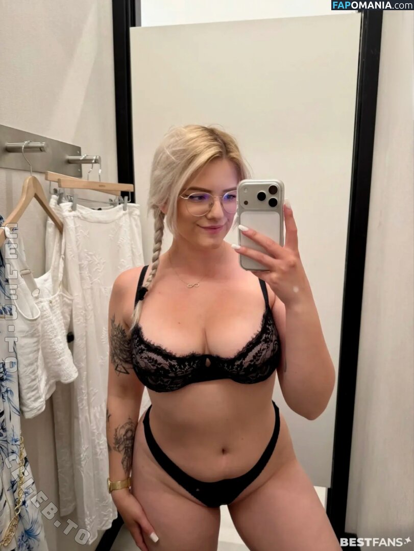 Anna Blum / annablumofficial Nude OnlyFans  Leaked Photo #7