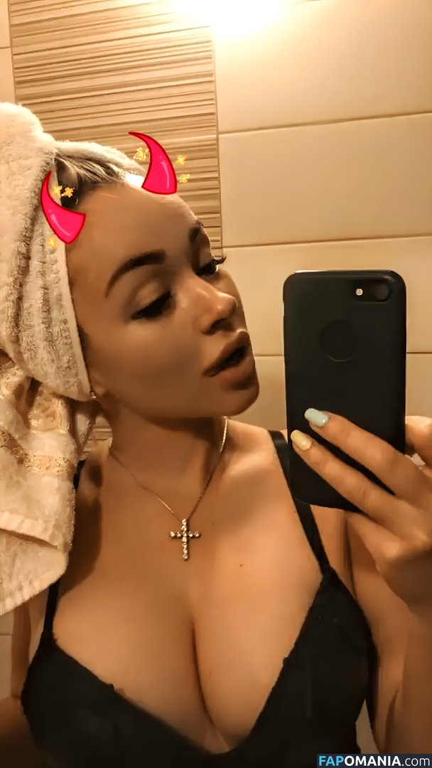 Anna Kostenko / annetkostenko / https: / kostenko_anika Nude OnlyFans  Leaked Photo #2