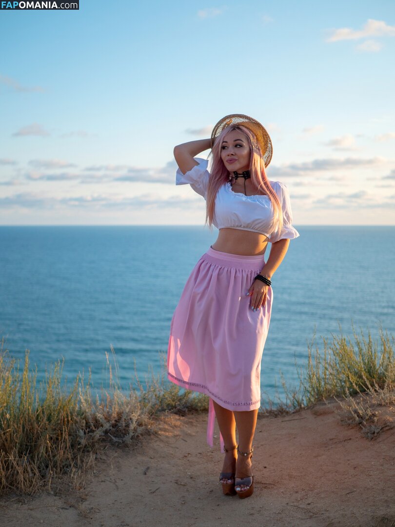 Anna Kostenko / annetkostenko / https: / kostenko_anika Nude OnlyFans  Leaked Photo #616